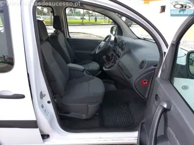 Mercedes-Benz Citan 109 1.5 CDi C/IVA 2019 - 16850 EUR, 118000 km - AUTO.MOTO.pt - 118000km - foto 21 de 31