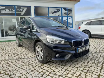 BMW 216 Gran Tourer 2018 - 18900 EUR, 103000 km - AUTO.MOTO.pt - 103000km - foto 12 de 26