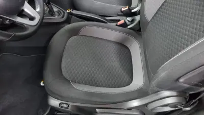Smart Fortwo Cabrio 2021 - 13990 EUR, 59000 km - AUTO.MOTO.pt - 59000km - foto 6 de 37