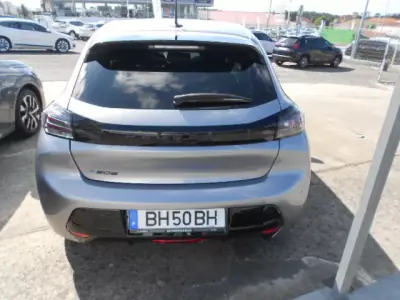 Peugeot e-208 2024 - 21450 EUR, 13376 km - AUTO.MOTO.pt - 13376km - foto 7 de 13