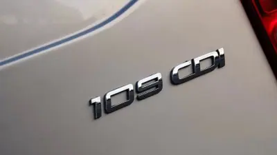 Mercedes-Benz Benz Citan Furgão 110 CDI/27 2019 - 16500 EUR, 160000 km - AUTO.MOTO.pt - 160000km - foto 23 de 28