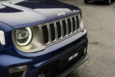 Jeep Renegade 2020 - 15999 EUR, 98800 km - AUTO.MOTO.pt - 98800km - foto 3 de 27