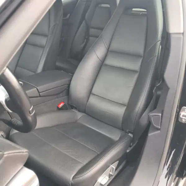 Porsche Panamera 2013 - 40500 EUR, 113000 km - AUTO.MOTO.pt - 113000km - foto 17 de 18