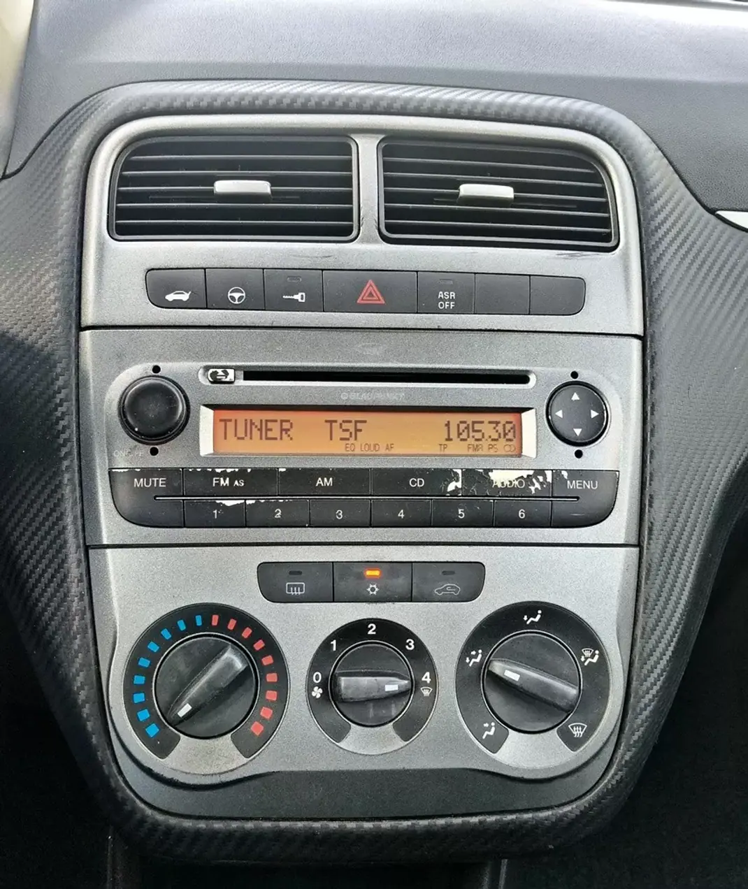 Fiat Grande Punto 2009 - 3950 EUR, 240503 km - 240503km - foto 13 de 26