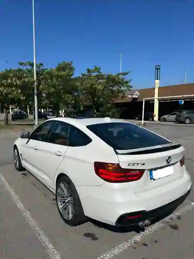 BMW 320 2016 - 19500 EUR, 94500 km - 94500km - foto 5 de 10