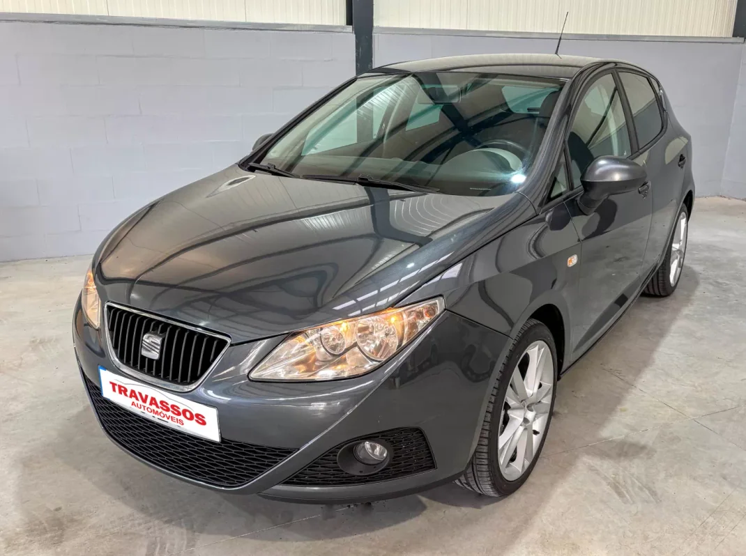 SEAT Ibiza 2009 - 10500 EUR, 94835 km - AUTO.MOTO.pt - 94835km - foto 1 de 10