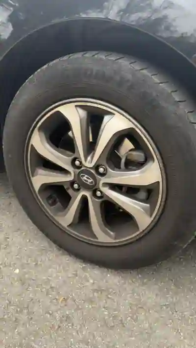 Hyundai i20 2018 - 10550 EUR, 99 km - AUTO.MOTO.pt - 99km - foto 13 de 15