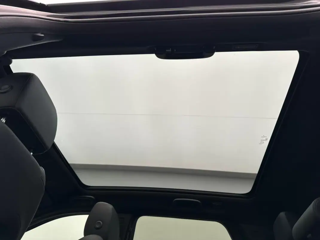 Land Rover Discovery Sport 2022 - 27450 EUR, 154650 km - 154650km - foto 28 de 30