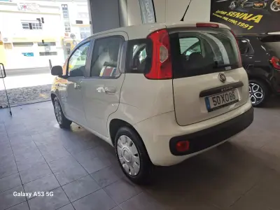 Fiat Panda 2019 - 8990 EUR, 63238 km - AUTO.MOTO.pt - 63238km - foto 4 de 13