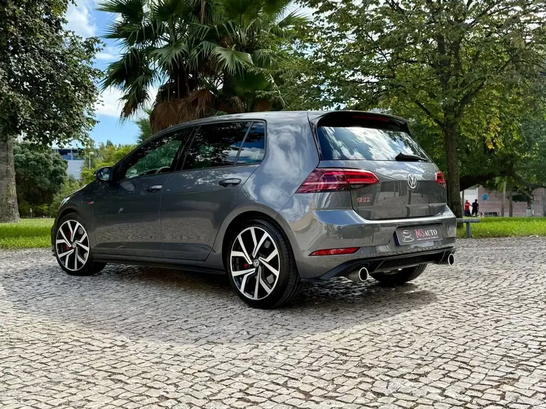 Volkswagen Golf 2019 - 26490 EUR, 113600 km - 113600km - foto 16 de 34