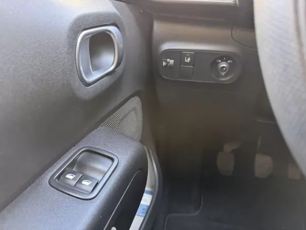 Citroën C3 2018 - 9500 EUR, 93545 km - AUTO.MOTO.pt - 93545km - foto 15 de 22