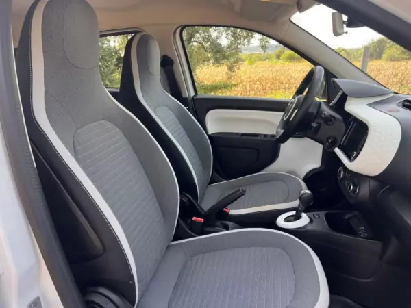 Renault Twingo 2022 - 15750 EUR, 11000 km - AUTO.MOTO.pt - 11000km - foto 16 de 46