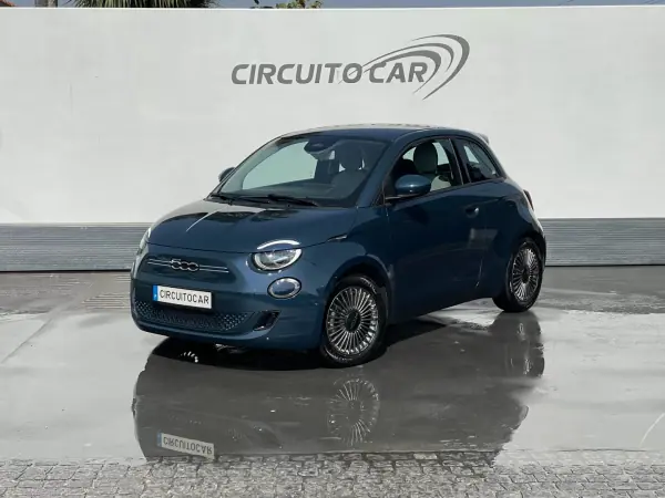 Fiat 500e 2022 - 16750 EUR, 65226 km - AUTO.MOTO.pt - 65226km - foto 7 de 42