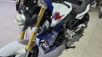 BMW F 900 R 2023 - 10900 EUR, 1060 km - AUTO.MOTO.pt - 1060km - foto 11 de 23