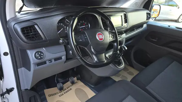 Fiat SCUDO 1.5 BLUEHDI L3H1 (IVA DD ) 2022 - 18750 EUR, 45400 km - AUTO.MOTO.pt - 45400km - foto 13 de 22