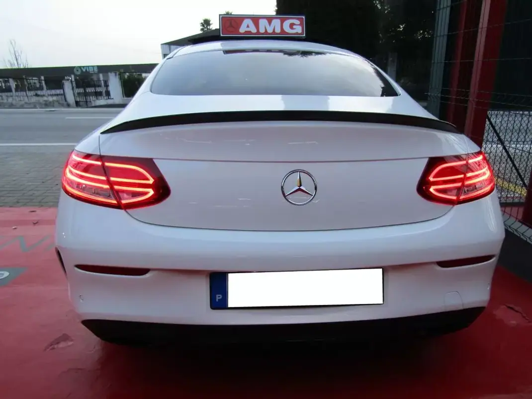 Mercedes-Benz C 220 2016 - 28499 EUR, 185210 km - 185210km - foto 10 de 30