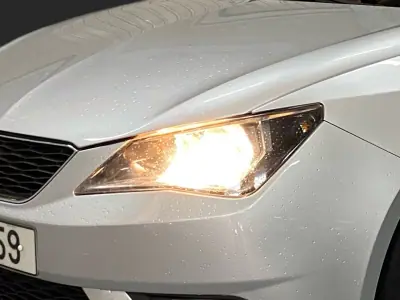 SEAT Ibiza 2014 - 5750 EUR, 290400 km - AUTO.MOTO.pt - 290400km - foto 5 de 19