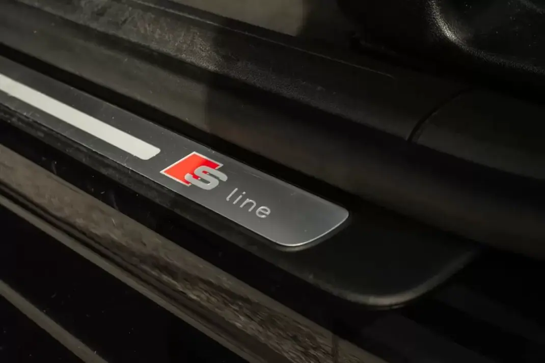 Audi A5 Sportback 2009 - 11900 EUR, 270425 km - AUTO.MOTO.pt - 270425km - foto 12 de 25