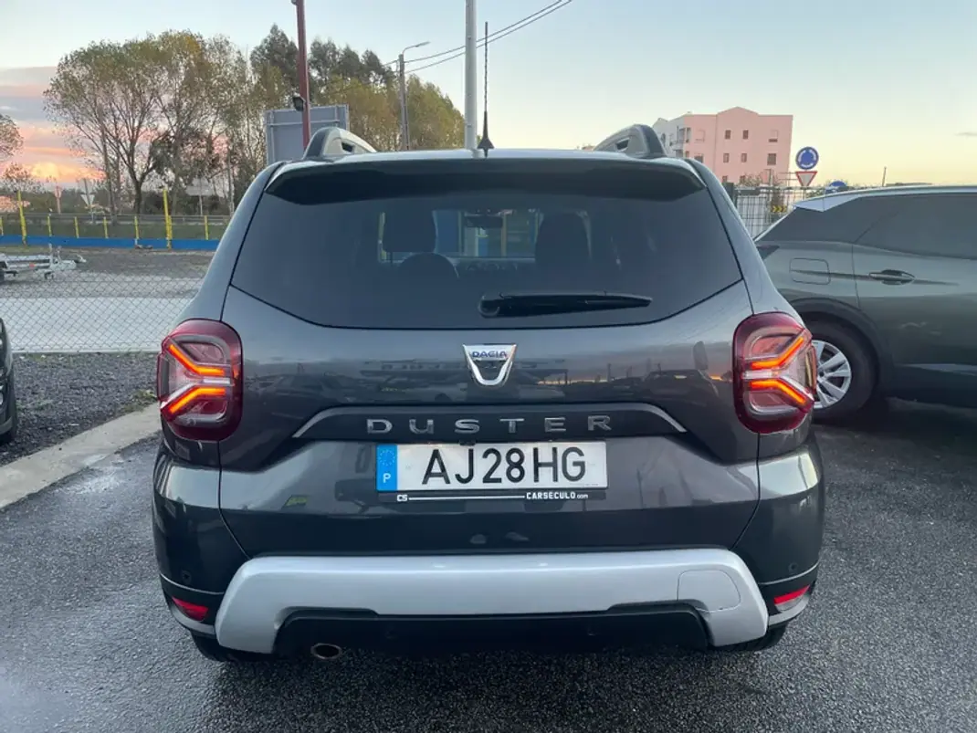 Dacia Duster 2021 - 16950 EUR, 44365 km - AUTO.MOTO.pt - 44365km - foto 6 de 31