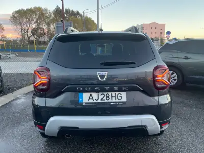 Dacia Duster 2021 - 16950 EUR, 44365 km - AUTO.MOTO.pt - 44365km - foto 6 de 31