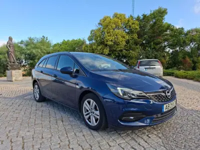 Opel Astra Sports Tourer 2020 - 9900 EUR, 170143 km - 170143km - foto 19 de 21