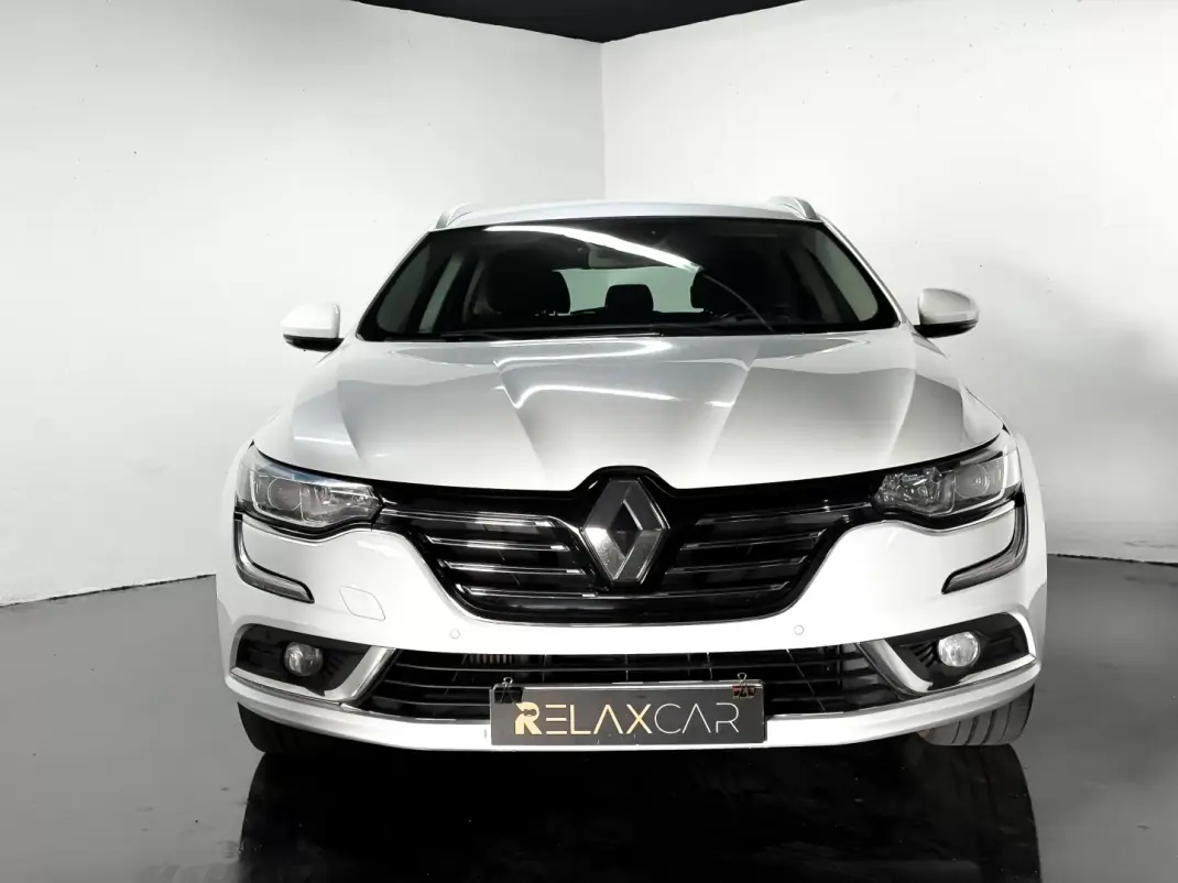 Renault Talisman Sport Tourer 2016 - 10250 EUR, 228000 km - AUTO.MOTO.pt - 228000km - foto 5 de 23
