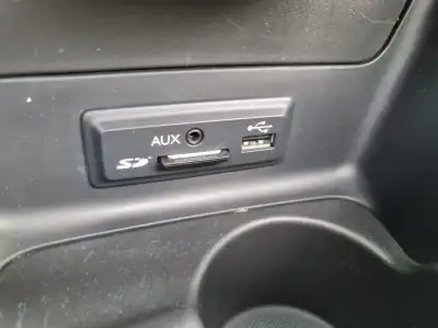 Renault Mégane Cabrio 2015 - 14990 EUR, 195000 km - AUTO.MOTO.pt - 195000km - foto 36 de 43