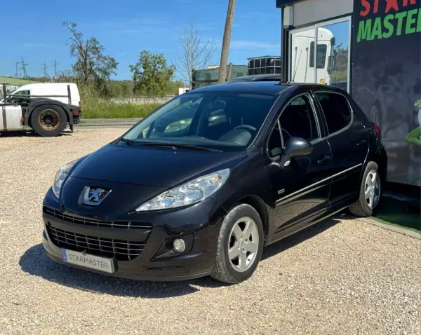 Peugeot 207 2010 - 4980 EUR, 255120 km - AUTO.MOTO.pt - 255120km - foto 3 de 17