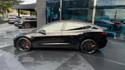 Tesla Model 3 2020 — foto 6 de 11