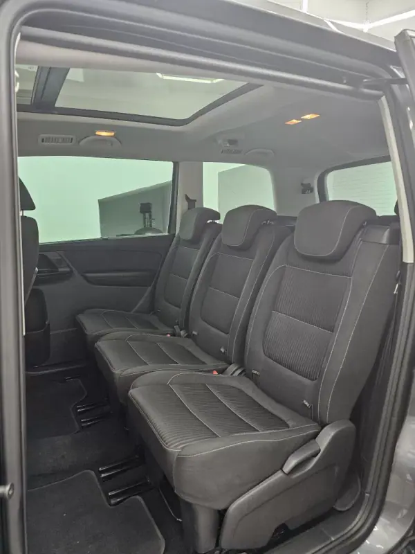 SEAT Alhambra 2011 - 12650 EUR, 216141 km - AUTO.MOTO.pt - 216141km - foto 40 de 51