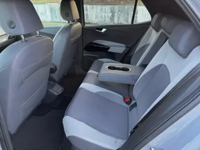 Volkswagen ID.3 2020 - 19500 EUR, 85000 km - AUTO.MOTO.pt - 85000km - foto 11 de 17