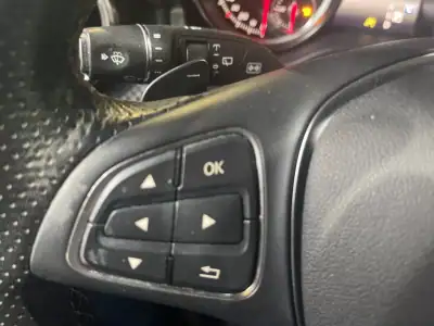 Mercedes-Benz A 200 2016 - 18450 EUR, 188000 km - AUTO.MOTO.pt - 188000km - foto 37 de 42