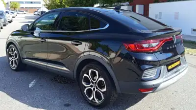 Renault Arkana 2023 - 24490 EUR, 47472 km - AUTO.MOTO.pt - 47472km - foto 6 de 18