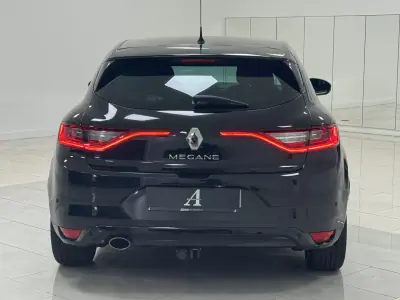 Renault Mégane 2016 - 12990 EUR, 118000 km - AUTO.MOTO.pt - 118000km - foto 10 de 30