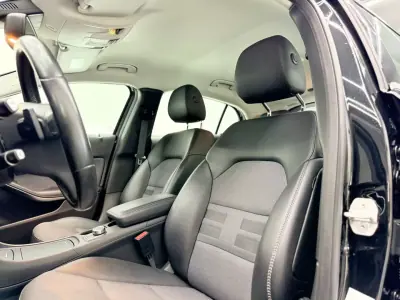 Mercedes-Benz GLA 200 2015 - 17000 EUR, 194000 km - AUTO.MOTO.pt - 194000km - foto 16 de 21