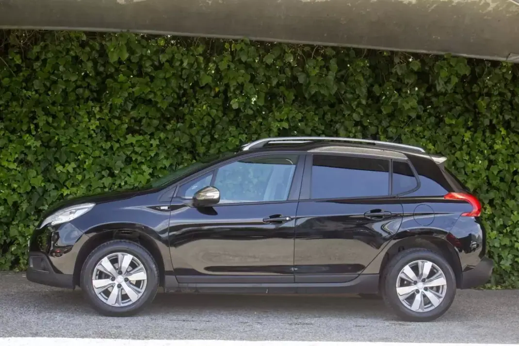 Peugeot 2008 2015 - 11500 EUR, 119000 km - AUTO.MOTO.pt - 119000km - foto 7 de 16