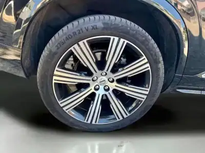 Volvo XC 90 2022 - 56700 EUR, 91200 km - AUTO.MOTO.pt - 91200km - foto 23 de 23