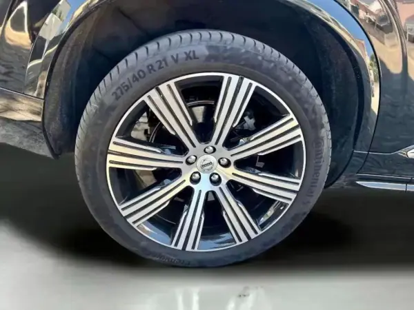 Volvo XC 90 2022 - 52990 EUR, 91200 km - AUTO.MOTO.pt - 91200km - foto 23 de 23