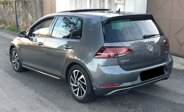 Volkswagen Golf 2018 - 17990 EUR, 118115 km - AUTO.MOTO.pt - 118115km - foto 6 de 26