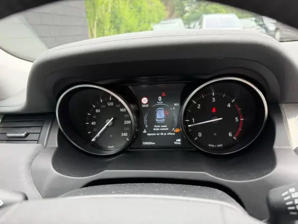 Land Rover Range Rover Evoque 2017 - 16450 EUR, 150620 km - AUTO.MOTO.pt - 150620km - foto 9 de 12
