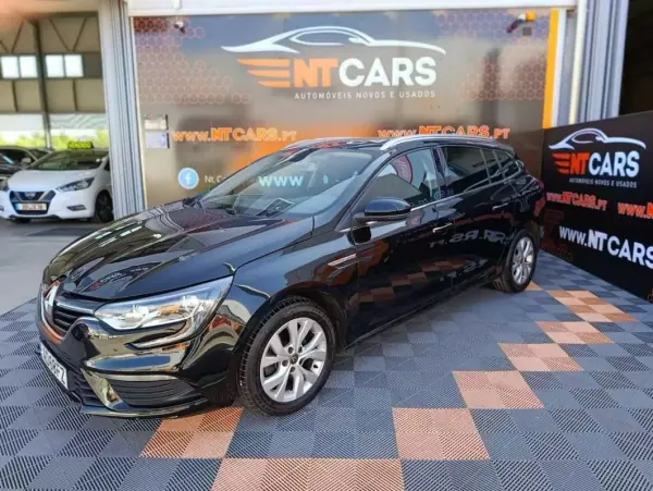 Renault Mégane Sport Tourer 1.5 Blue dCi Limited 2020 Diesel — 164 500 km · Faro Renault Mégane Sport Tourer 2020