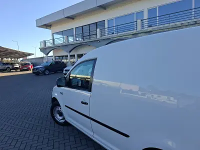 VW Caddy 2018 - 11500 EUR, 199100 km - 199100km - foto 10 de 18