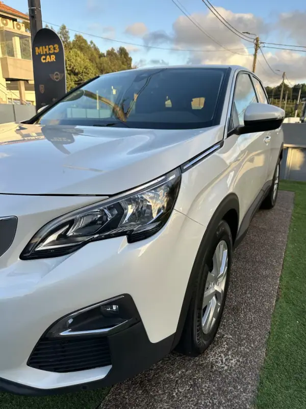 Peugeot 3008 2019 - 13900 EUR, 190000 km - AUTO.MOTO.pt - 190000km - foto 7 de 59
