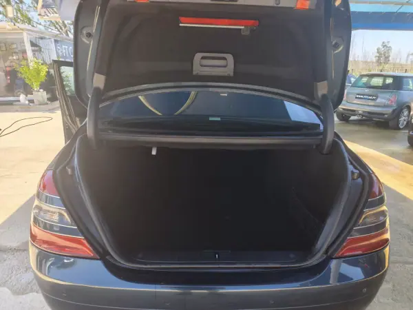 Mercedes-Benz S 320 2007 - 14990 EUR, 429000 km - AUTO.MOTO.pt - 429000km - foto 29 de 31