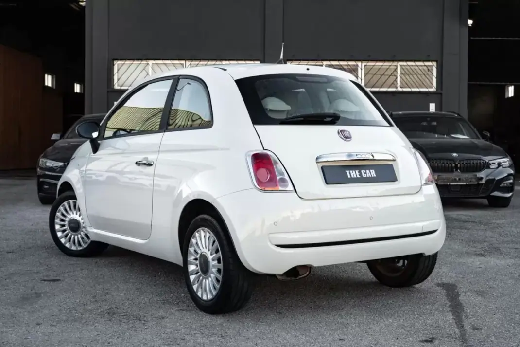 Fiat 500 2012 - 8600 EUR, 131000 km - 131000km - foto 3 de 17