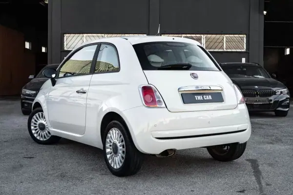 Fiat 500 2012 - 8600 EUR, 131000 km - AUTO.MOTO.pt - 131000km - foto 3 de 17