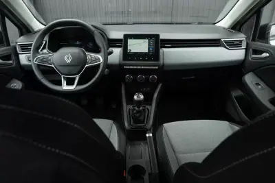 Renault Clio 2024 - 18900 EUR, 14000 km - AUTO.MOTO.pt - 14000km - foto 4 de 23