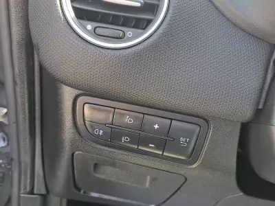 Fiat Punto 2017 - 8900 EUR, 69772 km - AUTO.MOTO.pt - 69772km - foto 32 de 39