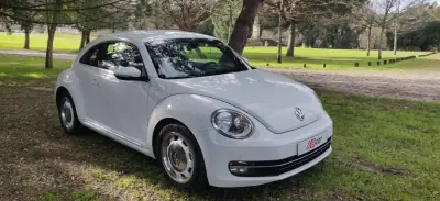 Volkswagen New Beetle 2015 - 14950 EUR, 156200 km - AUTO.MOTO.pt - 156200km - foto 3 de 39