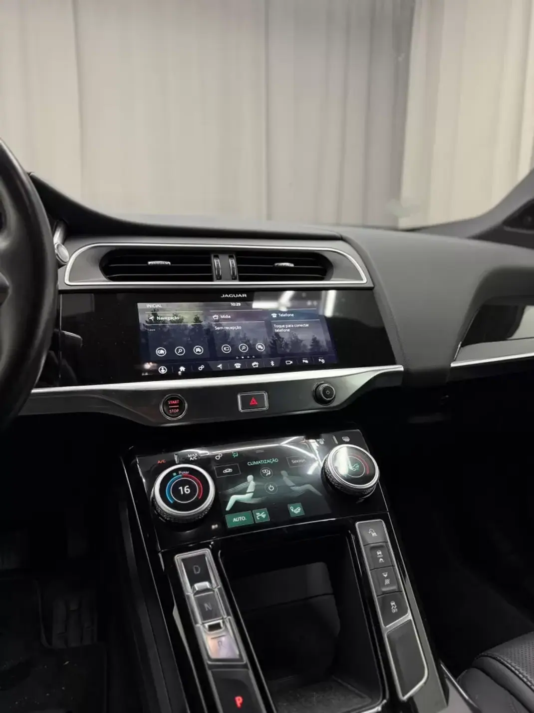 Jaguar I-Pace 2018 - 20000 EUR, 120000 km - 120000km - foto 11 de 20
